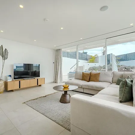 Exceptional Melodia Serenity 1 Vila *